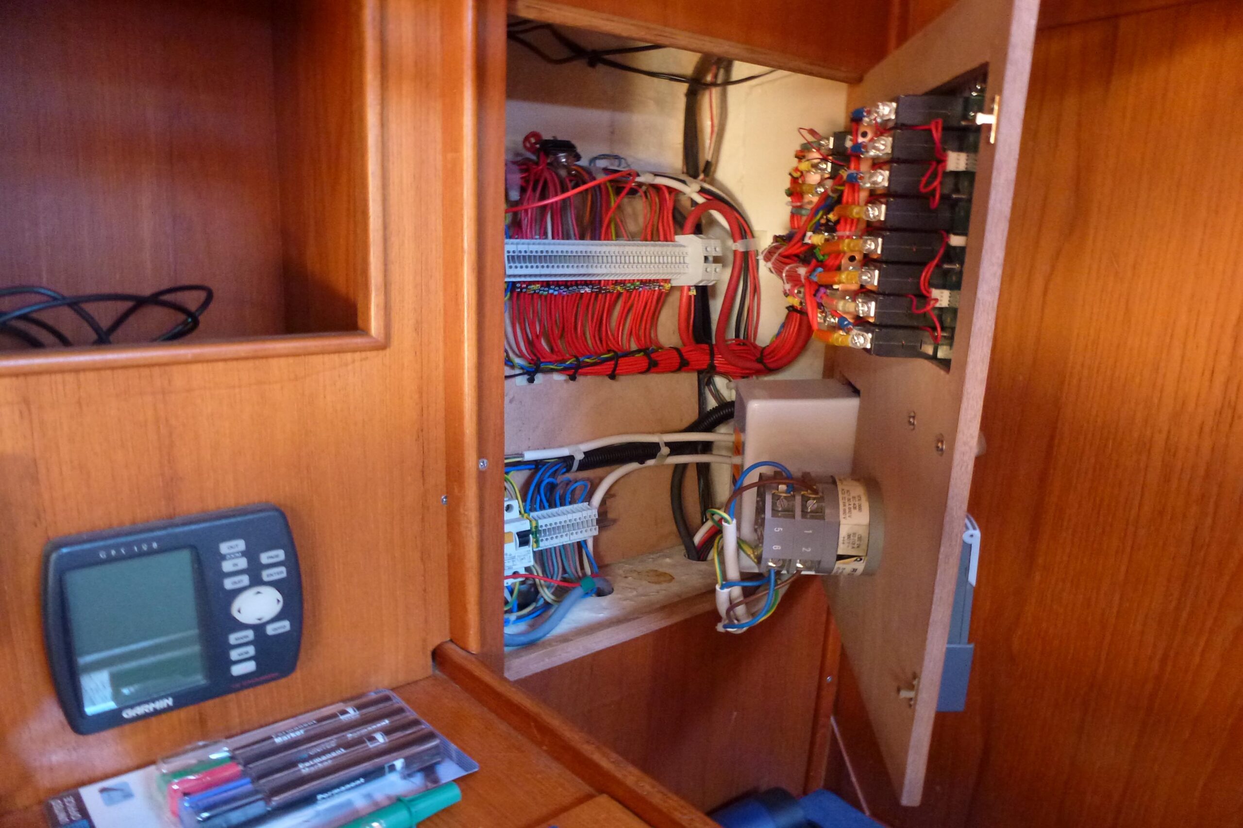 Électronique marine